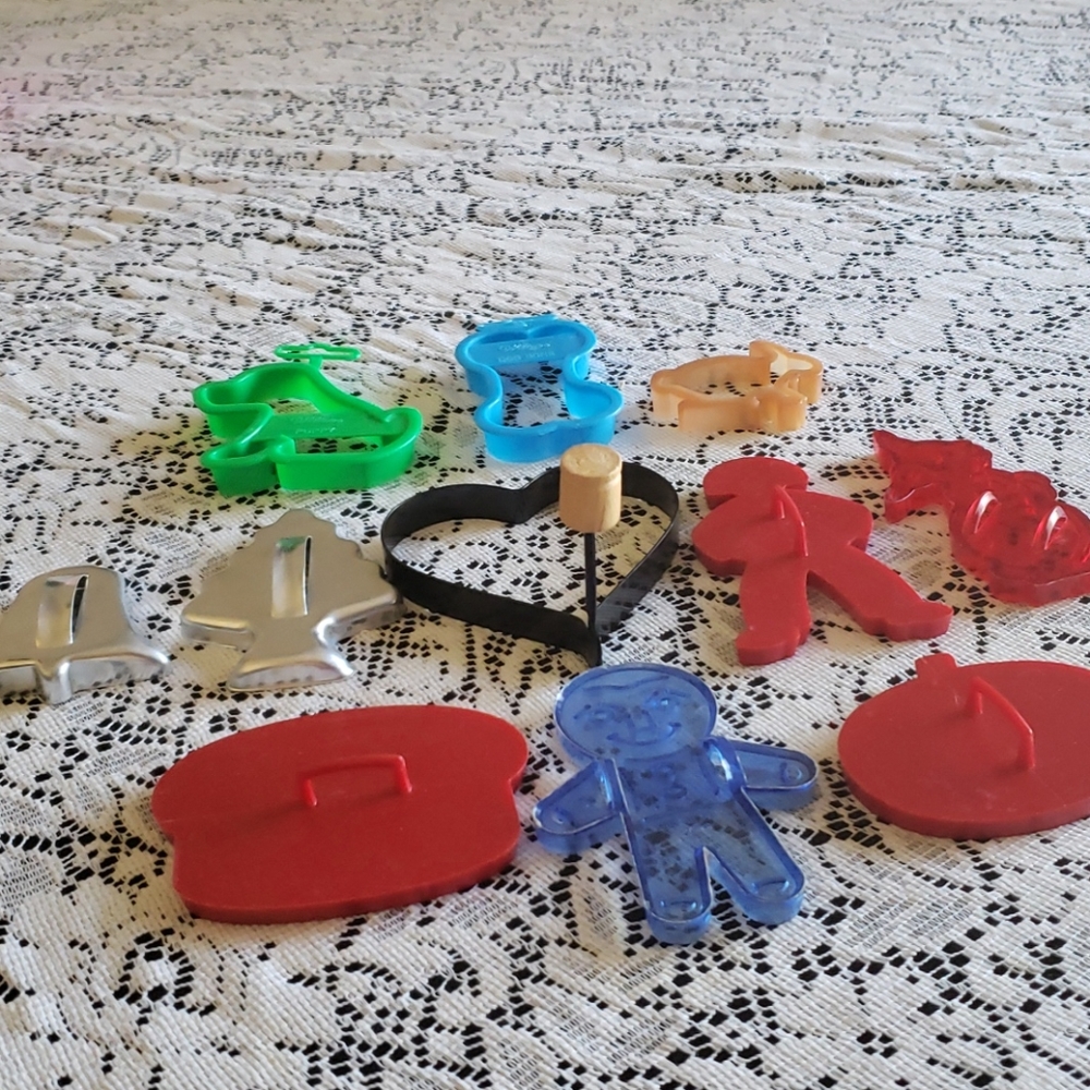 Various Shapes Cookie Cutters.